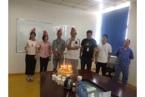 和瑞科2018年7月員工生日會
